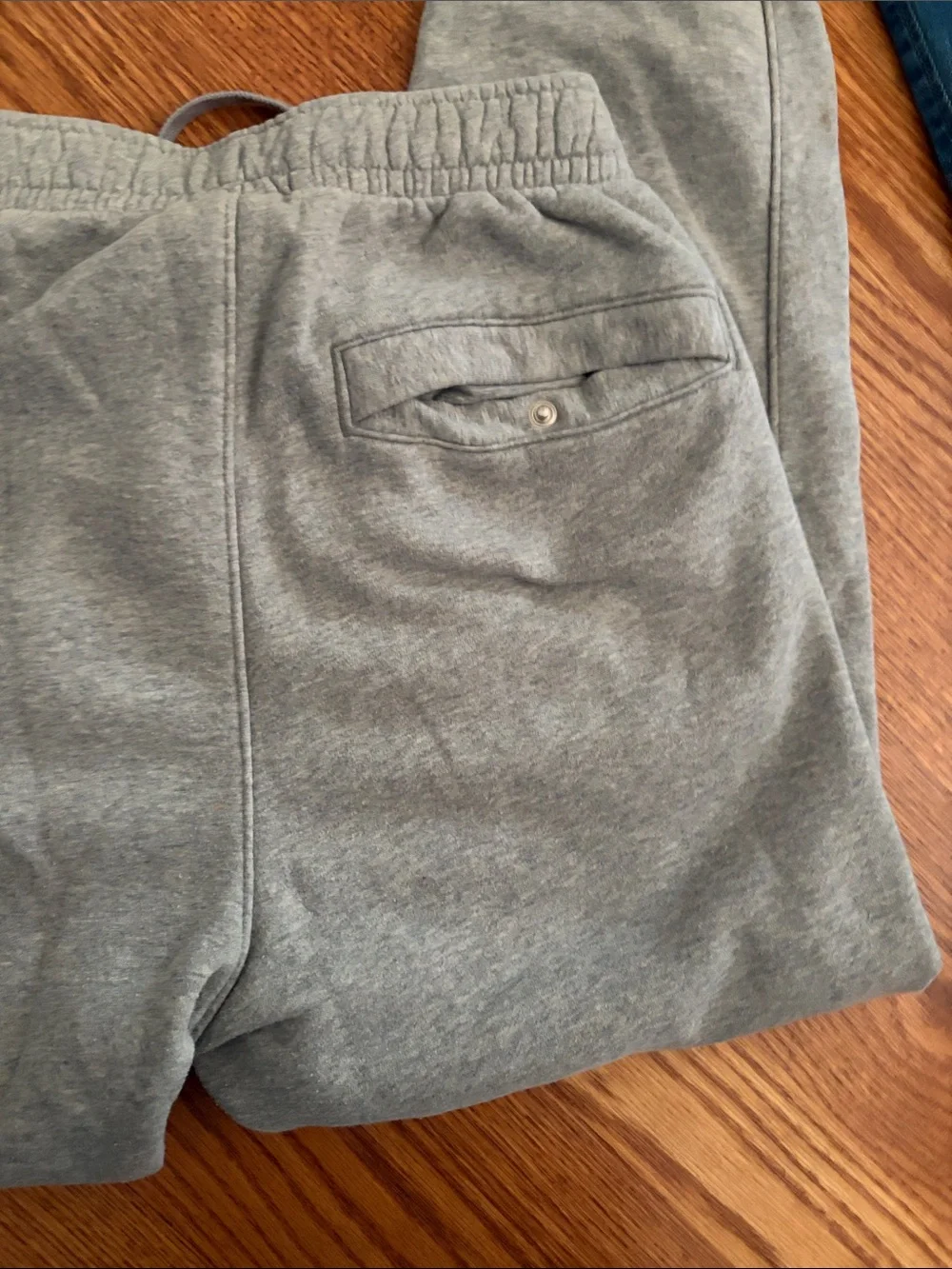 Nike soft jogger